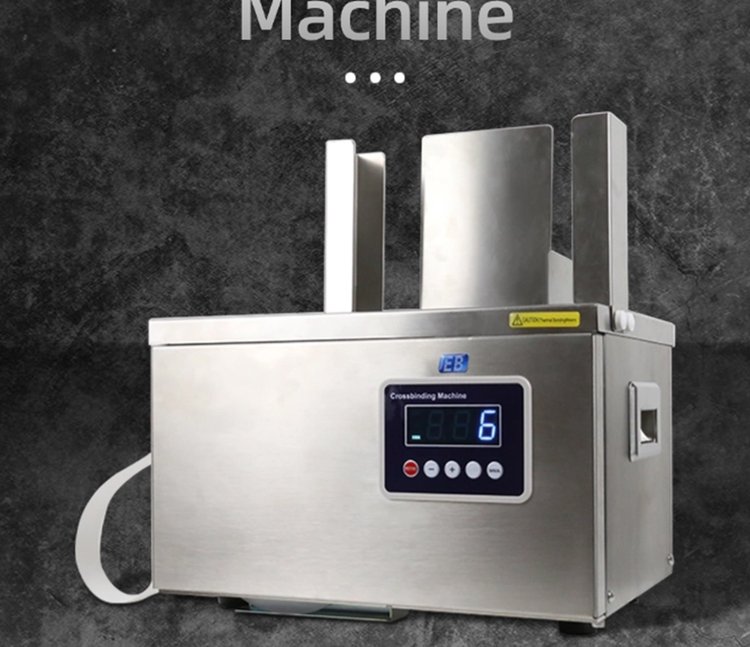 Automatic banknote bundling machine for bank cash offices